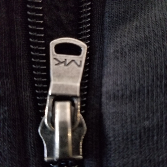Michael Kors Lightweight Zip Front Fleece - Picture 5 of 6